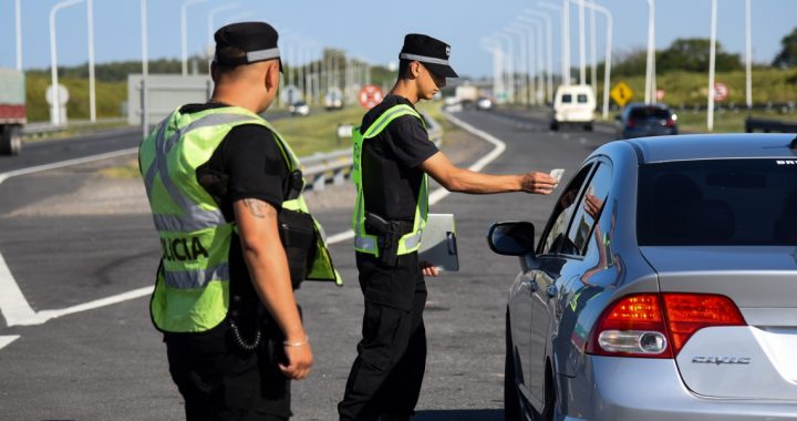 OPERATIVO VERANO 2021: INTENSIFICAN CONTROLES EN RUTAS Y ACCESOS A LA PROVINCIA DE SANTA FE