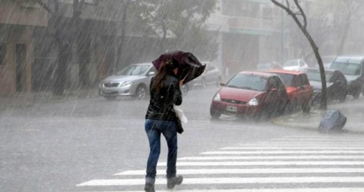 RIGE UN ALERTA METEOROLÓGICO POR TORMENTAS FUERTES CON RÁFAGAS DE VIENTO