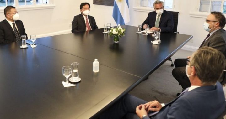 EL PRESIDENTE RECIBIÓ A EMPRESARIOS CHINOS PARA ACORDAR NUEVAS INVERSIONES