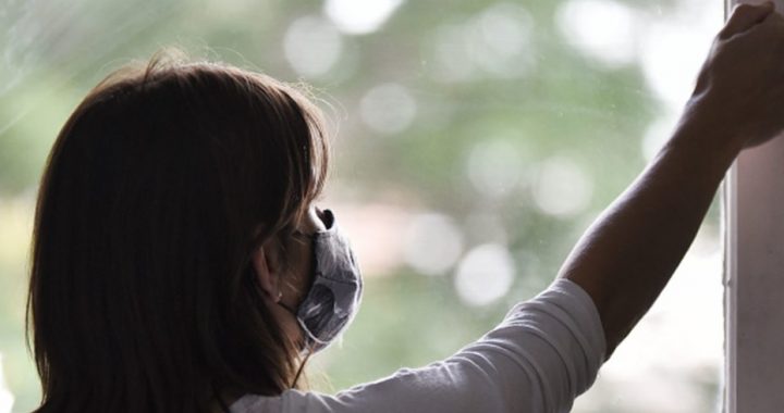 LA VENTILACIÓN CRUZADA EN AMBIENTES CERRADOS ES RECOMENDABLE PARA EVITAR CONTAGIOS DE COVID