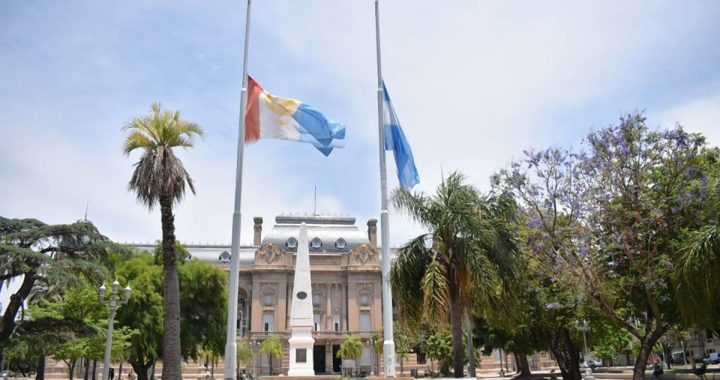 EL GOBIERNO DE LA PROVINCIA DECRETA DUELO EN TODO EL TERRITORIO SANTAFESINO ANTE EL FALLECIMIENTO DEL EX GOBERNADOR MIGUEL LIFSCHITZ