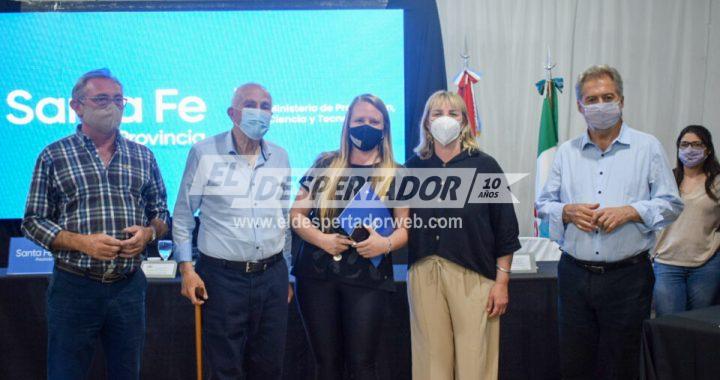 NATALIA GALEANO JUNTO AL GOBIERNO PROVINCIAL ENTREGARON BENEFICIOS A PRODUCTORES LOCALES