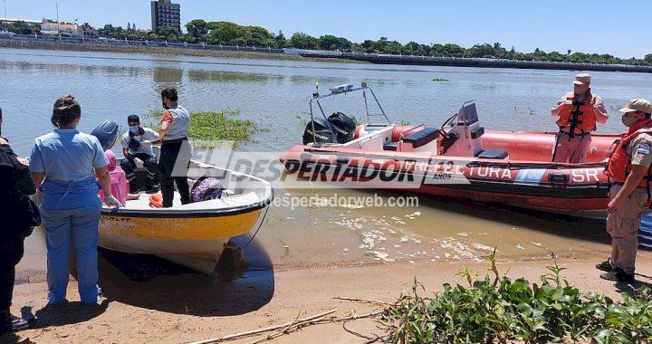 GUARDAVIDAS RESCATARON A UNA MUJER QUE SE ARROJÓ DEL PUENTE COLGANTE A LA LAGUNA SETÚBAL