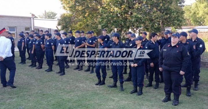 RINCÓN, SE GRADUARON 9 NUEVOS INTEGRANTES DE LA ASOCIACIÓN DE BOMBEROS VOLUNTARIOS DE LA CIUDAD