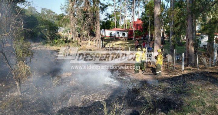 ARROYO LEYES: DOS FEROCES INCENDIOS AFECTARON LA ZONA RESIDENCIAL