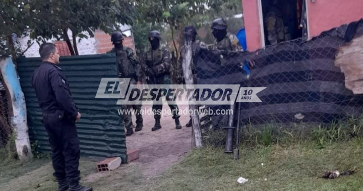 ALLANAMIENTO EN COLASTINÉ NORTE: TRASLADARON A UN HOMBRE REQUERIDO POR DOS CAUSAS JUDICIALES