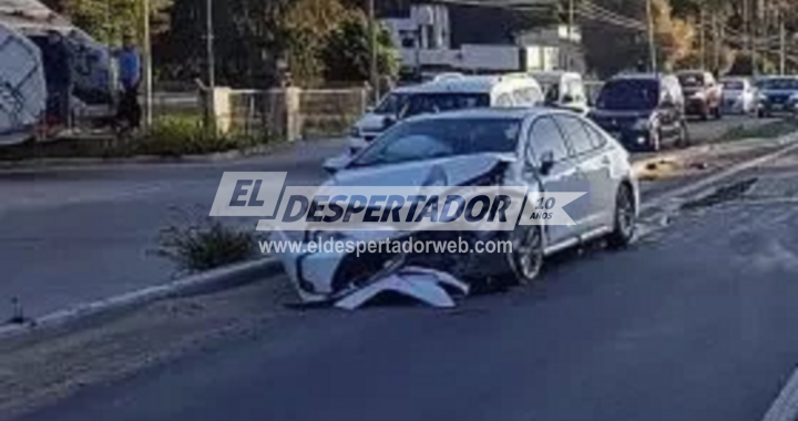 LA FALTA DE CONTROL MUNICIPAL POR SEMÁFOROS INTERMITENTES SIGUEN PROVOCANDO ACCIDENTES