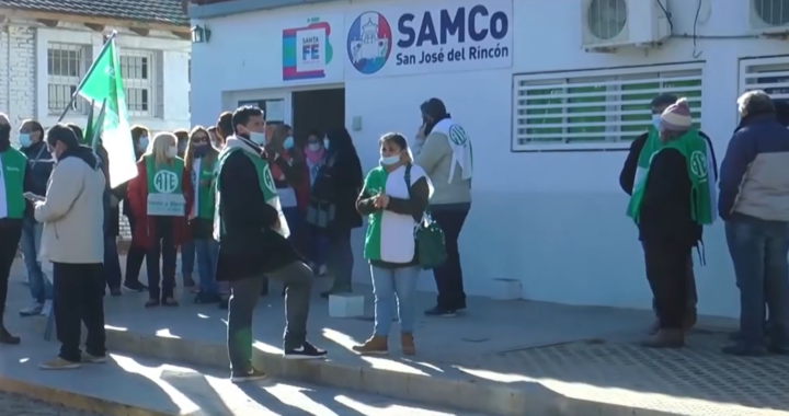 SIPRUS Y ATE MANIFESTARON FRENTE AL SAMCO DE RINCÓN POR DENUNCIAS CONTRA EL PRESIDENTE DEL CONSEJO