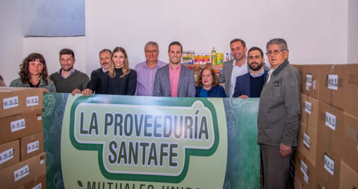 CON LA ESPERANZA DE PELEARLE A LA INFLACIÓN SE INAUGURÓ   “LA PROVEEDURÍA” EN SANTA FE