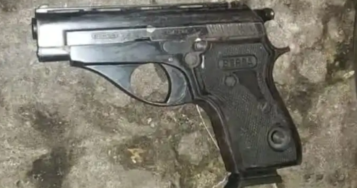 EL ARMA QUE LLEVABA EL AGRESOR ES UNA PISTOLA APTA PARA EL DISPARO