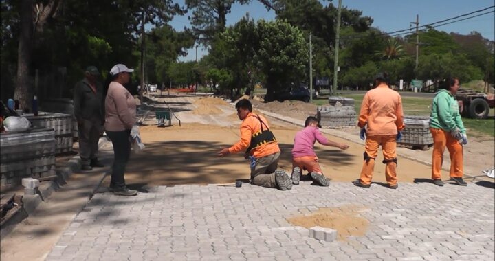 AVANZA LA OBRA DE CALLE 13 DE SEPTIEMBRE PONIENDO EN VALOR TODO EL SECTOR DE COMUNA EFECTOR DE SALUD Y CENTRO COMERCIAL 