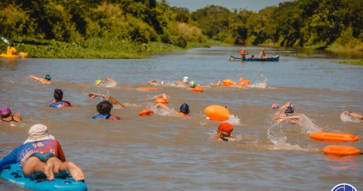 EXITOSA 1ª ETAPA DEL CIRCUITO COSTERO DE AGUAS ABIERTAS EN ARROYO LEYES