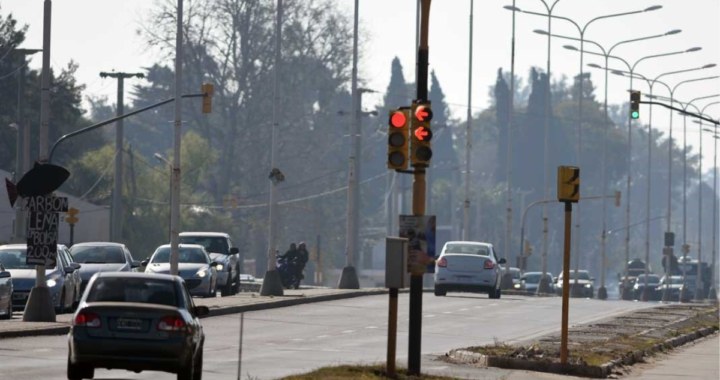 ¡HAY HAY HAY! INCREMENTO DE MULTAS EN SANTA FE:  PASAR UN SEMÁFORO EN ROJO PODRÍA COSTAR $422.750