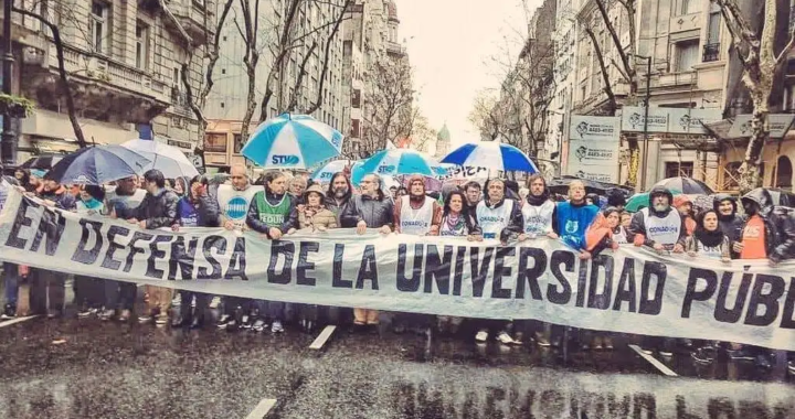 LOS DOCENTES UNIVERSITARIOS NUCLEADOS EN ADUL PARAN DURANTE TODA LA SEMANA