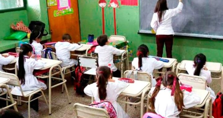 DESPUÉS DE DOS DÍAS DE PARO POR LA OFERTA SALARIAL, COMIENZAN LAS CLASES EN SANTA FE