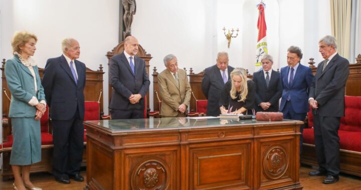 EL GOBERNADOR PEROTTI PARTICIPÓ DEL ACTO DE JURAMENTO DE LAS NUEVAS AUTORIDADES DEL SISTEMA PENAL SANTAFESINO