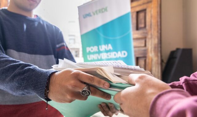 UNL COMIENZA LA NUEVA CAMPAÑA DE RECICLADO DE PAPEL Y CARTÓN