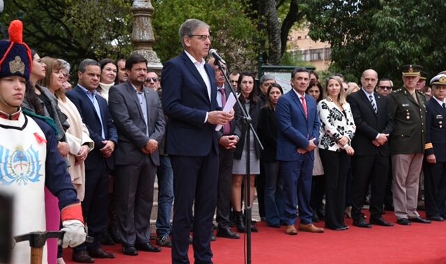 EN ENTRE RIOS JATÓN PARTICIPÓ DEUN ACTO POR LOS 170 AÑOS DE LA SANCIÓN DE LA CONSTITUCIÓN NACIONAL