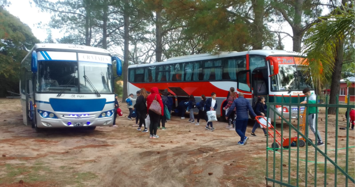 ALUMNOS Y MAESTROS VISITARON EL COMPLEJO DE SATSAID EN ARROYO LEYES