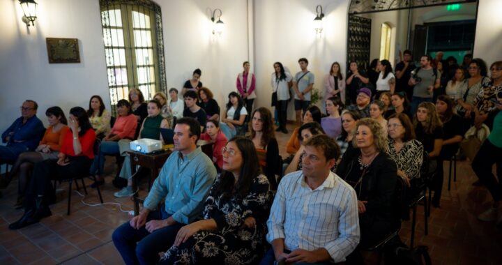 SE PRESENTÓ LA CONVOCATORIA «450 MUJERES QUE HACEN SANTA FE»