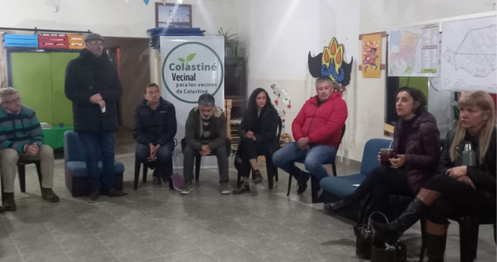 LA VECINAL DE COLASTINÉ COMENZÓ UNA SERIE DE CHARLAS CON LOS PRECANDIDATOS A INTENDENTE DE SANTA FE