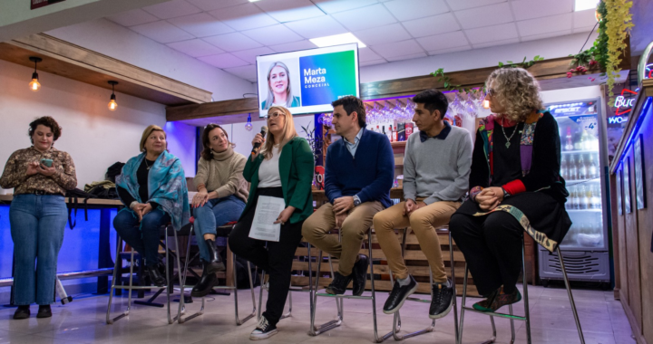 «UN FUTURO SIN MIEDO»: MARTA MEZA PRESENTÓ LA LISTA DE PRECANDIDATOS A CONCEJALES EN RINCÓN