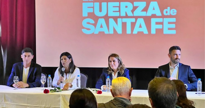 PARA EL SOCIALISMO NO HAY POLARIZACIÓN Y EXHIBE ENCUESTAS CON FEIN Y ESTÉVEZ EN ESCENARIOS DE TERCIOS