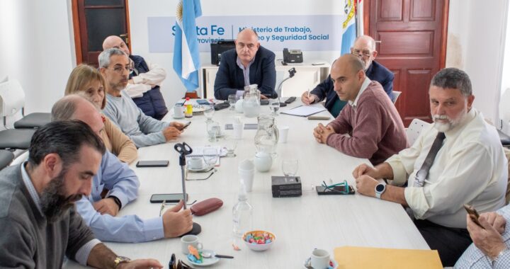 LA PROVINCIA CONCRETÓ LA REUNIÓN PARITARIA CON LOS REPRESENTANTES DE LOS PROFESIONALES DE LA SALUD