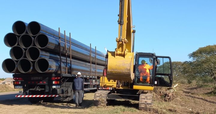 LLEGARON LOS PRIMEROS CAÑOS PARA AVANZAR CON LA OBRA DEL ACUEDUCTO SAN JAVIER – TOSTADO