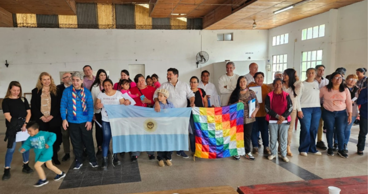 KAUFMANN ACOMPAÑÓ LA ENTREGA HISTÓRICA DE TIERRAS A PUEBLOS ORIGINARIOS EN HELVECIA