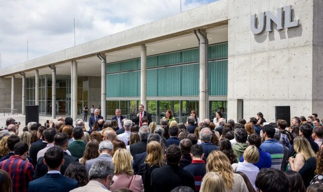 MAMMARELLA «ESTAMOS RATIFICANDO A LA EDUCACIÓN COMO UN DERECHO»