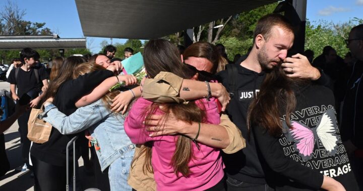 EMOTIVO REENCUENTRO: LLEGÓ AL PAÍS EL SEGUNDO VUELO DE AEROLÍNEAS CON 250 REPATRIADOS DE ISRAEL