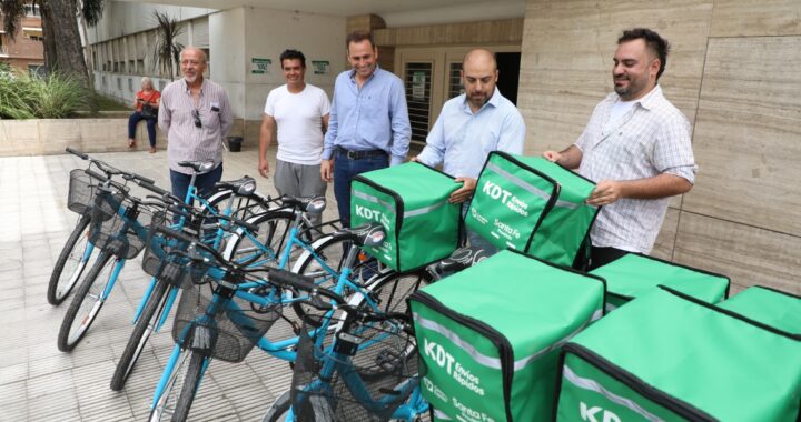 COMERCIO EXPRESS: LA PROVINCIA SUMÓ AL PROGRAMA A KDT ENVÍOS RÁPIDOS Y ENTREGÓ EQUIPAMIENTO PARA SUS OPERACIONES EN SANTA FE