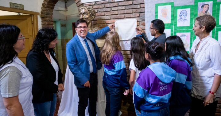 EL MINISTRO GOITY PARTICIPÓ DEL ACTO POR EL BICENTENARIO DE LA ESCUELA «FRAY FRANCISCO DE PAULA CASTAÑEDA»