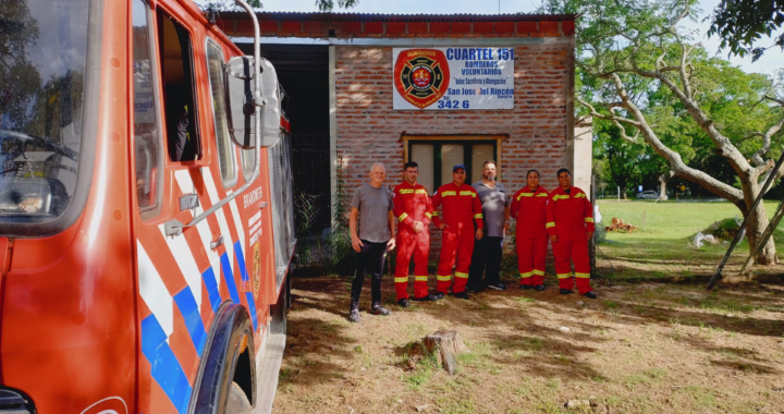 DESTACADA DONACIÓN A BOMBEROS VOLUNTARIOS DE SAN JOSÉ DEL RINCÓN