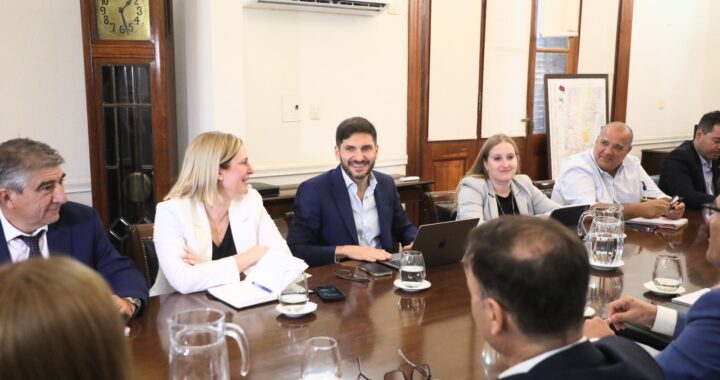 CON SU GABIENTE, PULLARO DEFINIÓ LAS PRINCIPALES ACCIONES POR ÁREA EN EL INICIO DE GESTIÓN