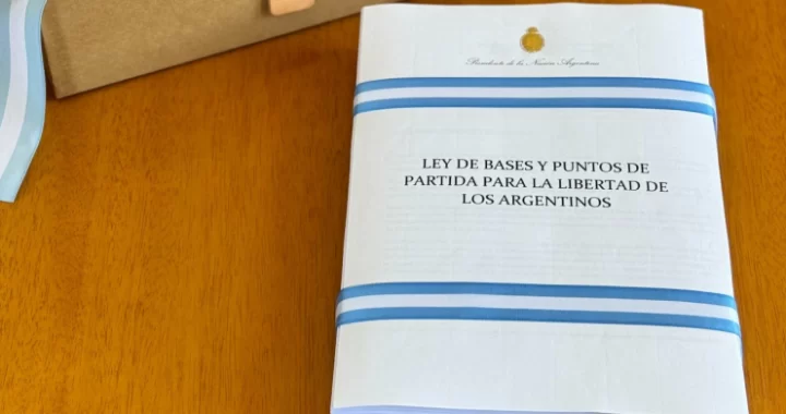 LEY ÓMNIBUS: JAVIER MILEI EVALÚA DIVIDIR EL PROYECTO Y REENVIARLO AL CONGRESO