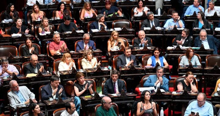 DIPUTADOS PASÓ A CUARTO INTERMEDIO Y SE POSTERGA HASTA ESTE VIERNES LA VOTACIÓN