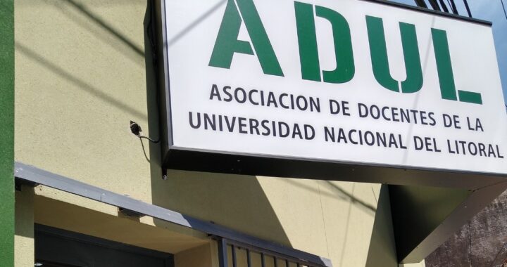 UNIVERSIDADES EN ALERTA: HOY PARAN LOS DOCENTES DE TODO EL PAÍS