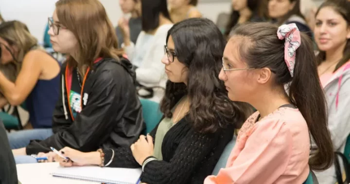 UNIVERSIDAD NACIONAL DEL LITORAL CELEBRA EL DÍA INTERNACIONAL DE LA MUJER TRABAJADORA CON DIVERSAS ACTIVIDADES