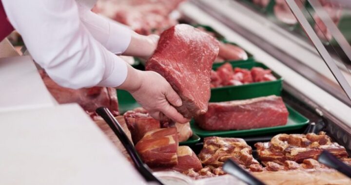 EL CONSUMO DE CARNE VACUNA REGISTRÓ LA MAYOR CAÍDA DE LOS ÚLTIMOS CIEN AÑOS