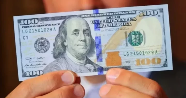 DÓLAR BLUE RÉCORD: SUPERÓ POR PRIMERA VEZ LOS $1.400