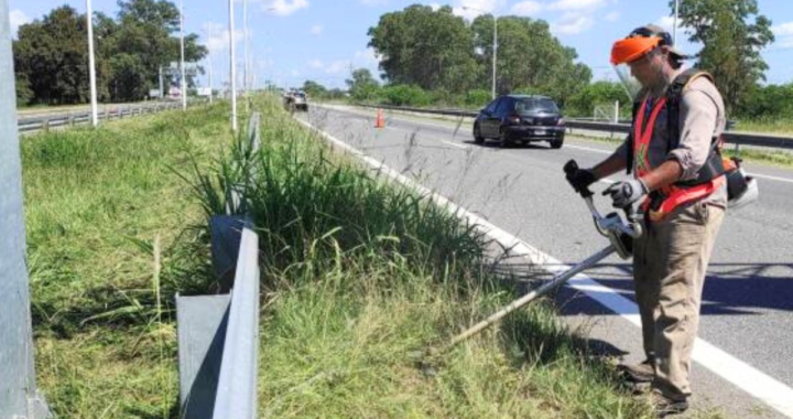 VIALIDAD NACIONAL COTINUA CON LAS  OBRAS DE MANTENIMIENTO EN RUTA NACIONAL 168 ACCESO A LA CAPITAL PROVINCIAL