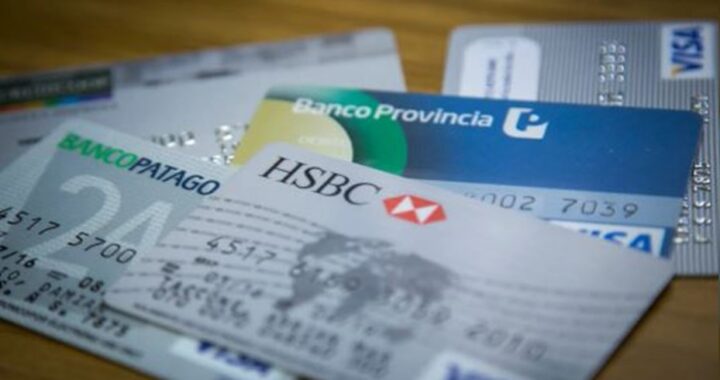 EL 93% DE LOS ARGENTINOS TIENE DEUDAS Y EL 54% SON CON TARJETA DE CRÉDITO