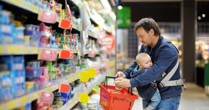 LAS VENTAS EN SUPERMERCADOS Y MAYORISTAS SE DESPLOMARON