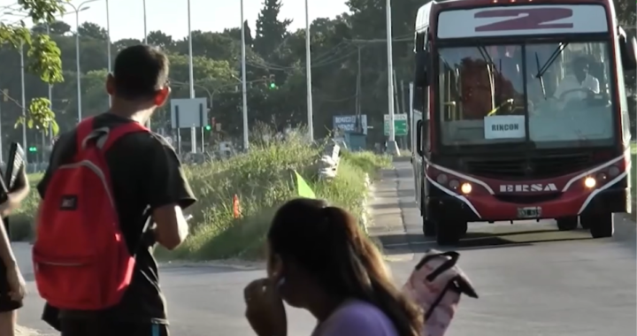 COMBINACIONES DE COLECTIVOS EN LA COSTA SANTAFESINA: USUARIOS PIDEN QUE SE COMBINEN LOS BOLETOS ENTRE COLASTINÉ NORTE Y SUR 