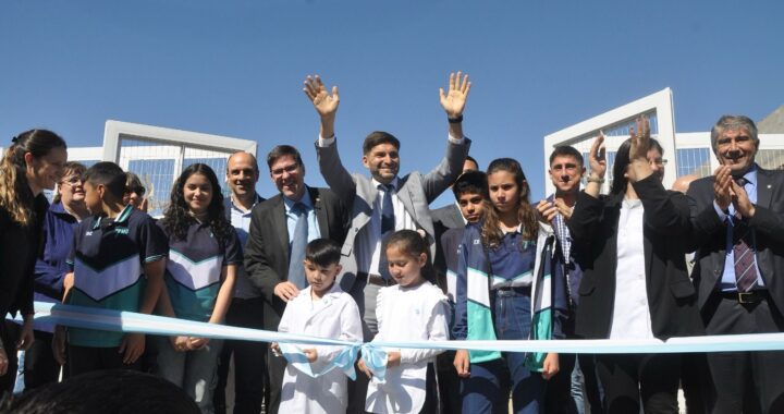 PULLARO ENCABEZÓ LA INAUGURACIÓN DE LA ESCUELA 16 EN SAN JOSÉ DEL RINCÓN