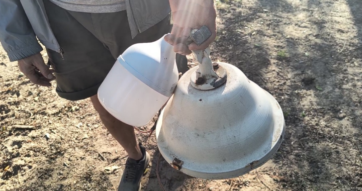 “LA MUNICIPALIDAD NO DA RESPUESTAS”: VECINOS DE RINCÓN  CANSADOS DE LA INSEGURIDAD EN LOS CARACOLES EXIGEN LUMINARIAS