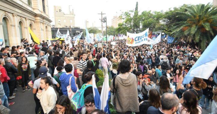 DEFINIERON UN PARO UNIVERSITARIO PARA JUEVES Y VIERNES PRÓXIMOS