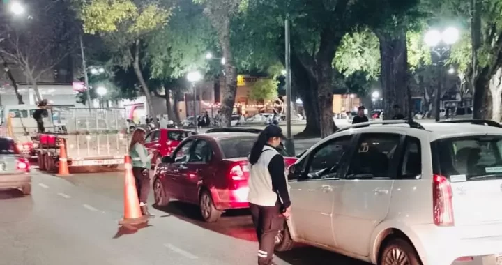 FESTEJOS POR EL DÍA DE LA PRIMAVERA: RETUVIERON 20 AUTOS POR ALCOHOLEMIA Y PICADAS EN LA COSTANERA